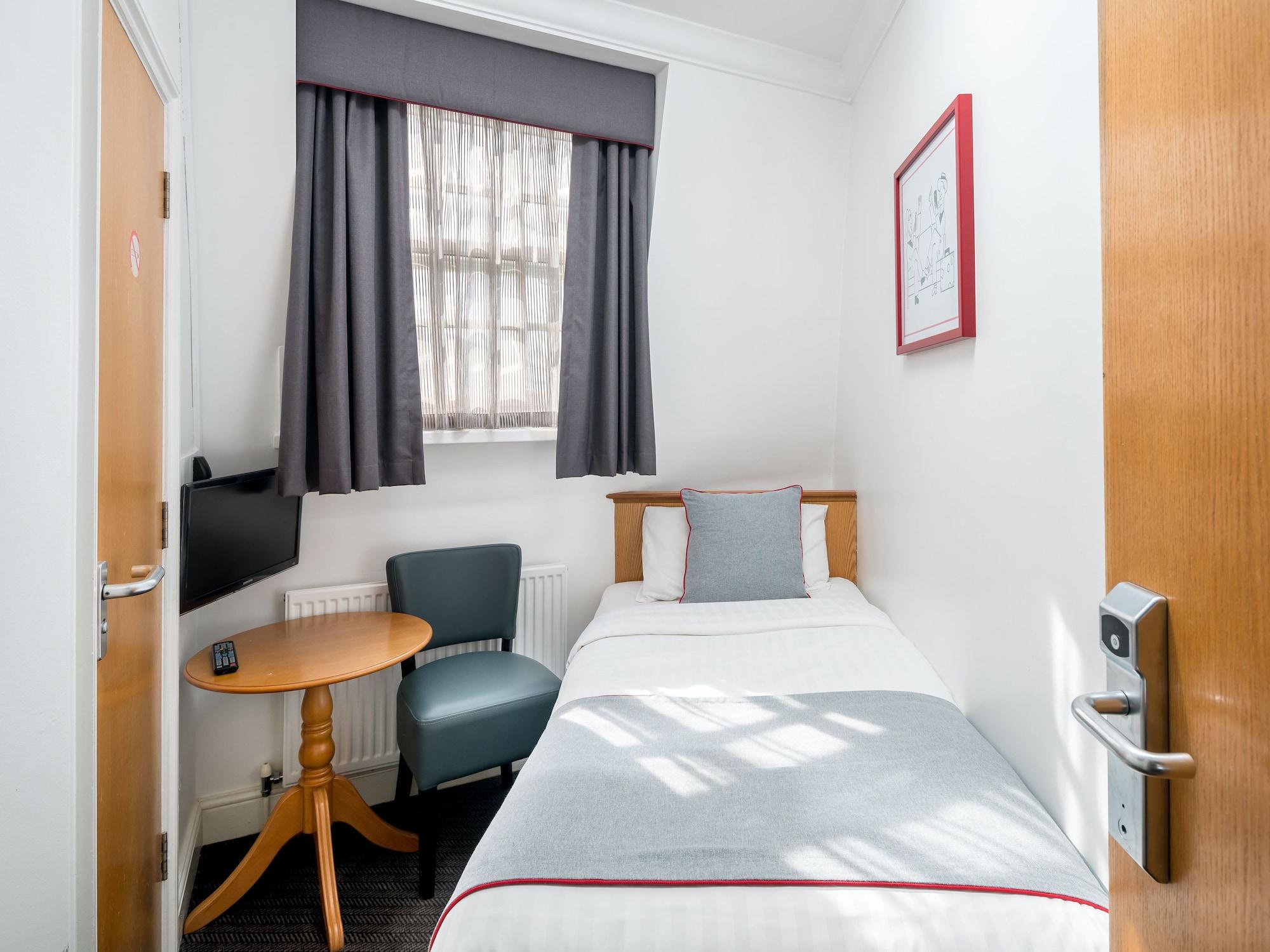 Oyo Townhouse New England, Victoria 3* Londen